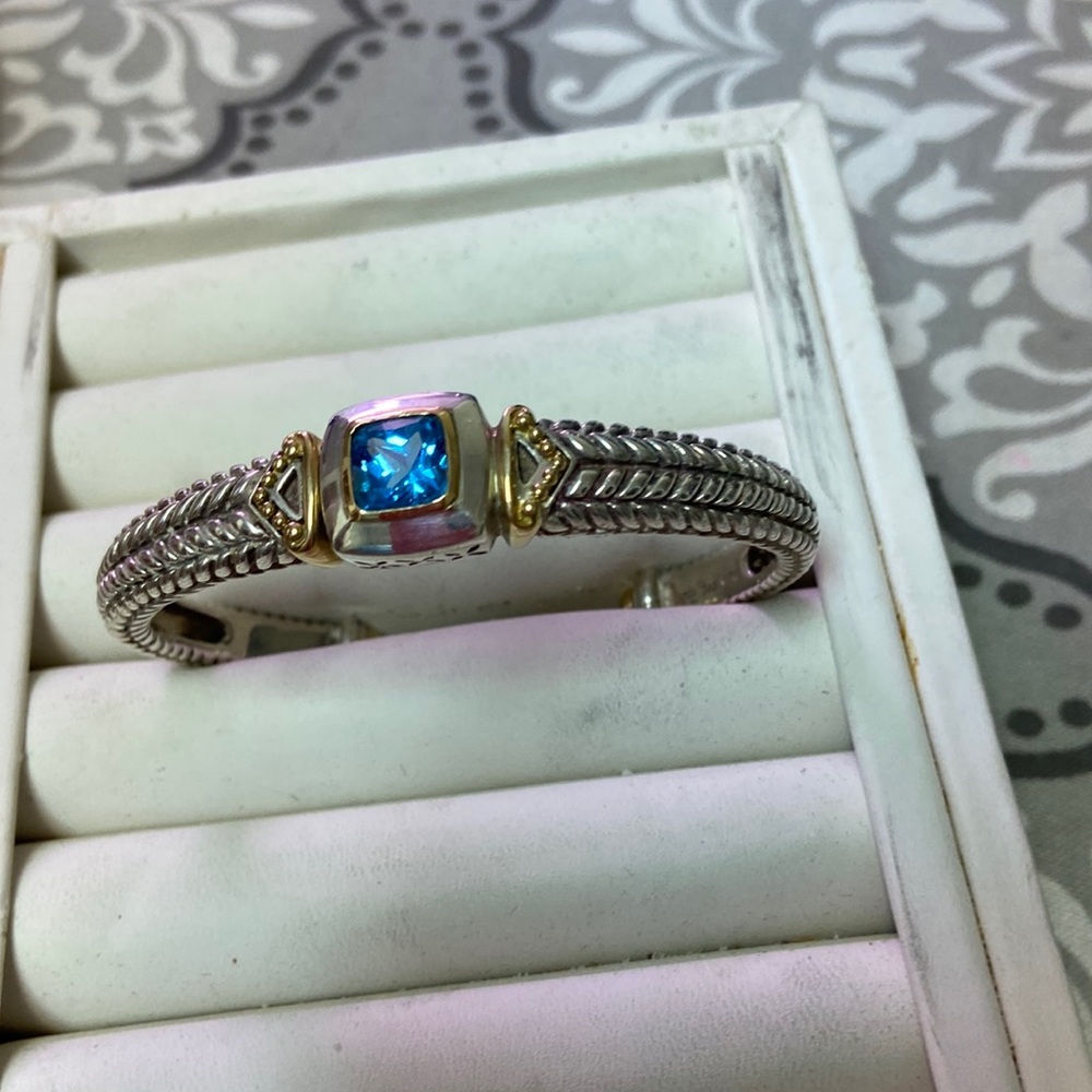 Yurman style18k and SS bracelet this is fine jewelry not plate